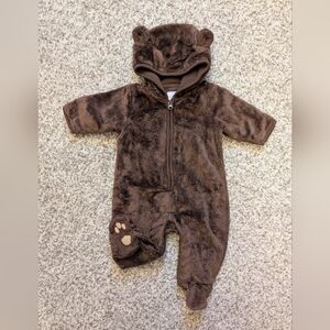 Baby Gap Newborn Bear Bunting Snowsuit Brown